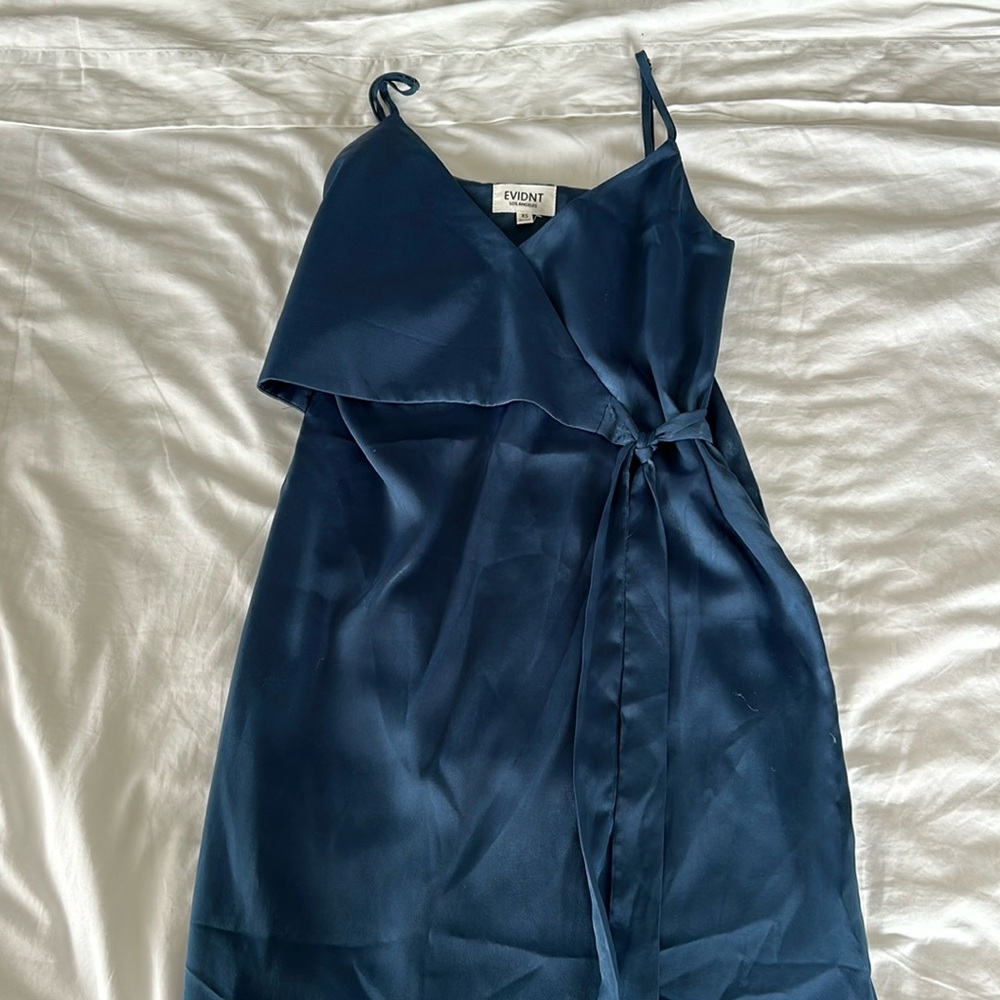 Evidnt Blue Satin Midi Dress